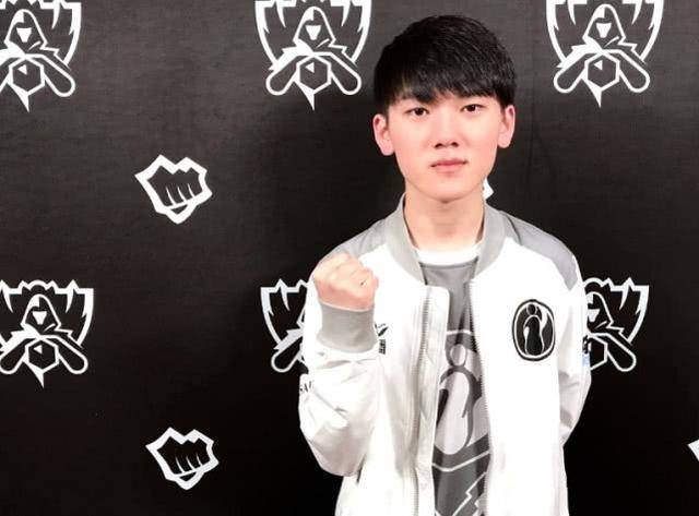 的双重压力 的双重压力