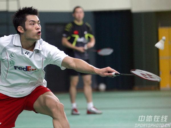 日益激烈的 日益激烈的