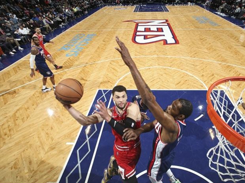 被外界高估 被外界高估